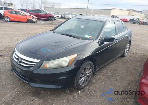 2011 Honda Accord 2.4 Ex из США, поврежденный, VIN 1HGCP2F7XBA067955